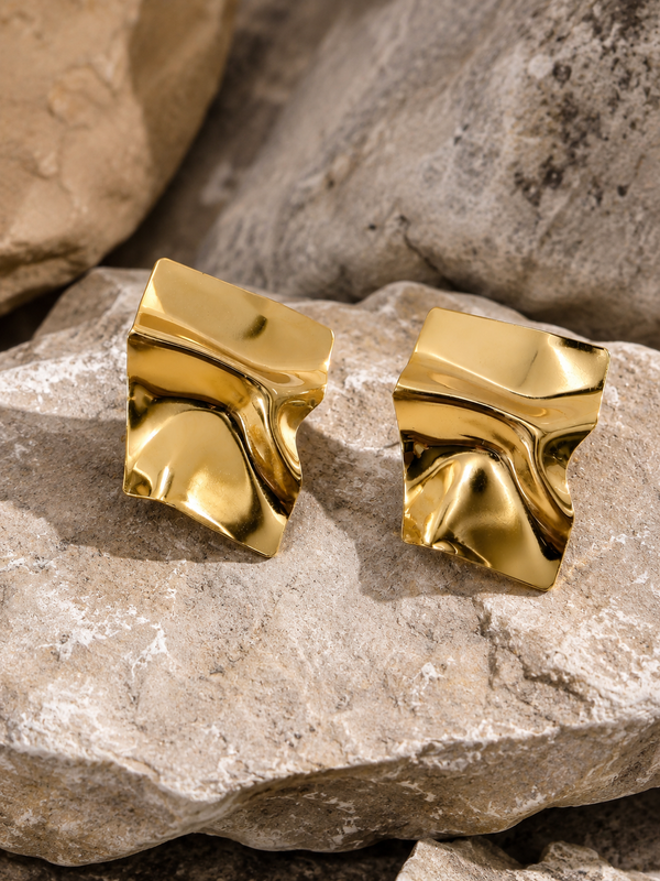 Women’s Gold-Toned Textured Statement Earrings