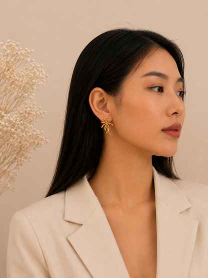 Women’s Gold-Toned Palm Tree Statement Drop Earrings