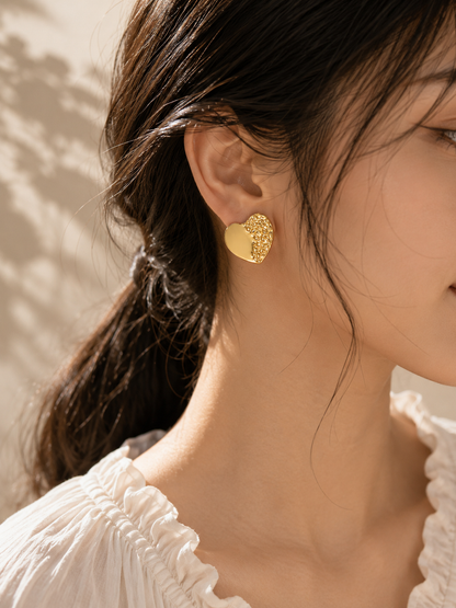 Women’s Heart-Shaped Gold Stud Earrings