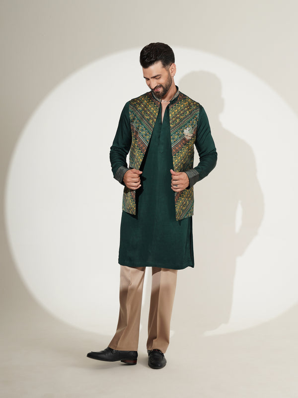 Deep green kurta and printed Bundi set, front view